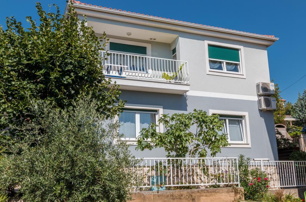 Apartments Seka Novi Vinodolski Esterno foto